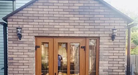 Вхідні двері для дому Rehau з ламінуванням