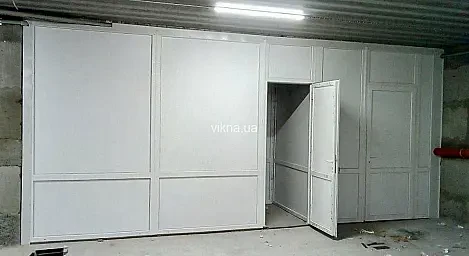 Недорогі офісні двері та перегородки - головне фото