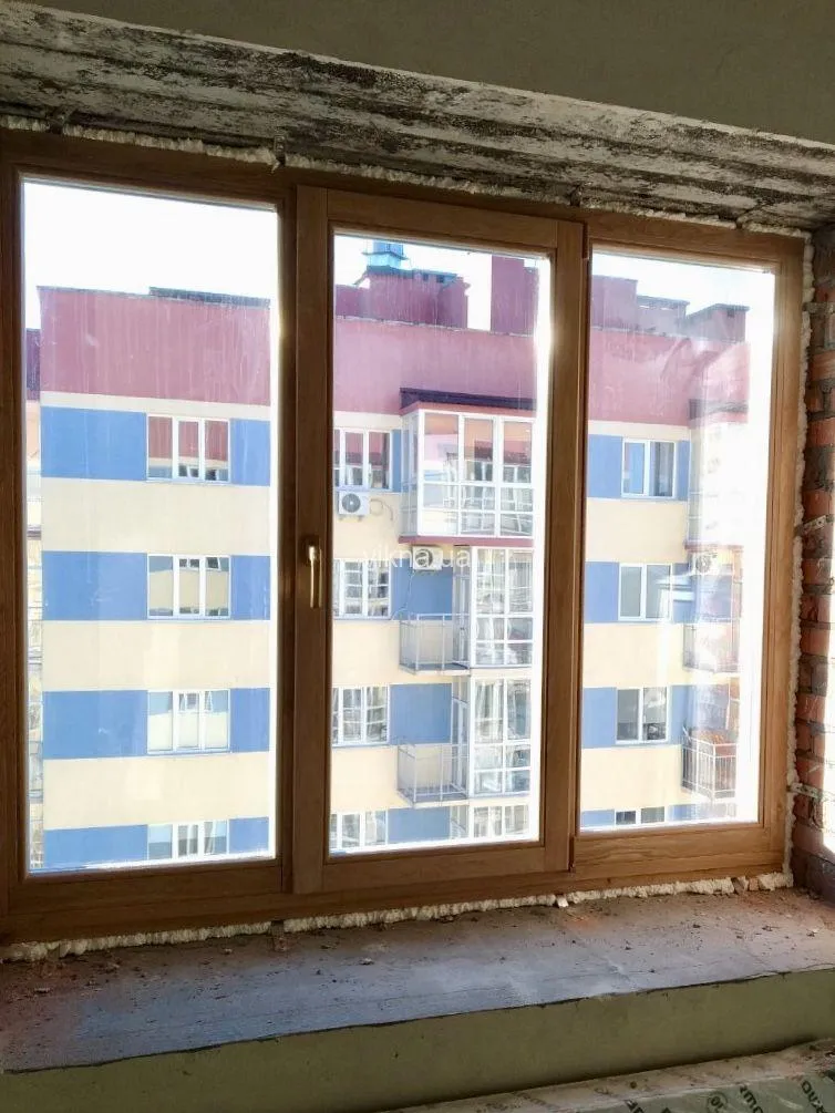 окна из дуба для квартиры